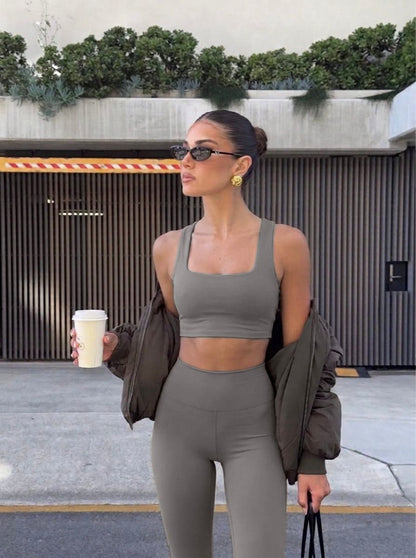 1 LEGGING + 1 TOP